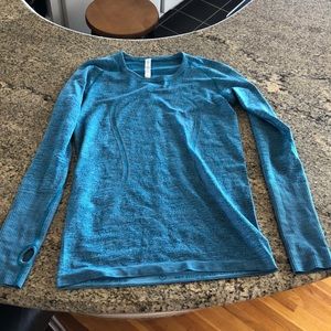 Lululemon Tech LS 8 EUC Blue